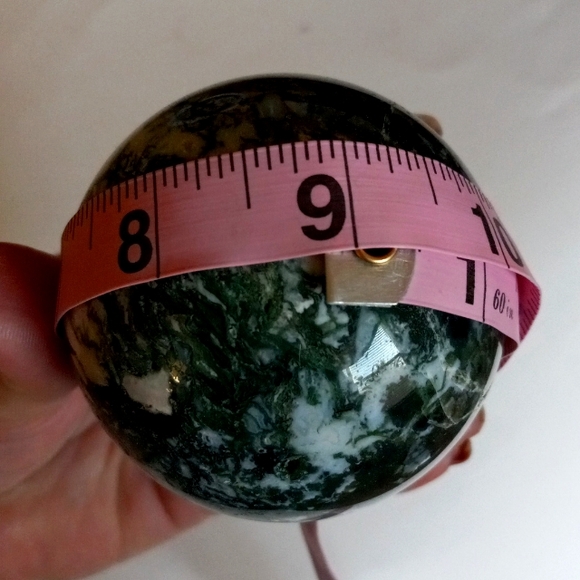 Beautiful Moss Agate Crystal Sphere. - Picture 8 of 9